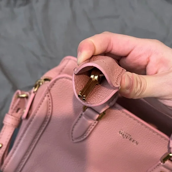 Alexander McQueen Mini Padlock Satchel Pink - Picture 11 of 12